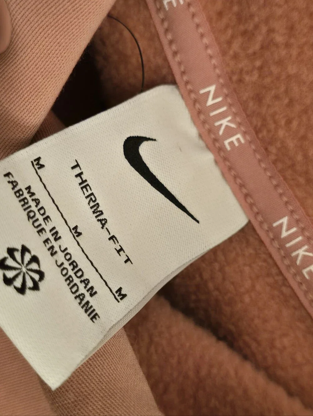 NWT! Nike Women's Therma Fit Dusty Rose Pullover Hooded Sweatshirt
